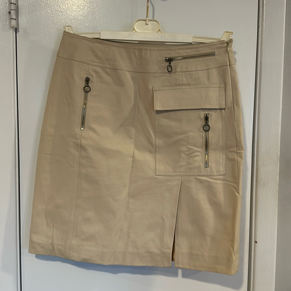 Cynthia Steffe Beige cotton blend skirt